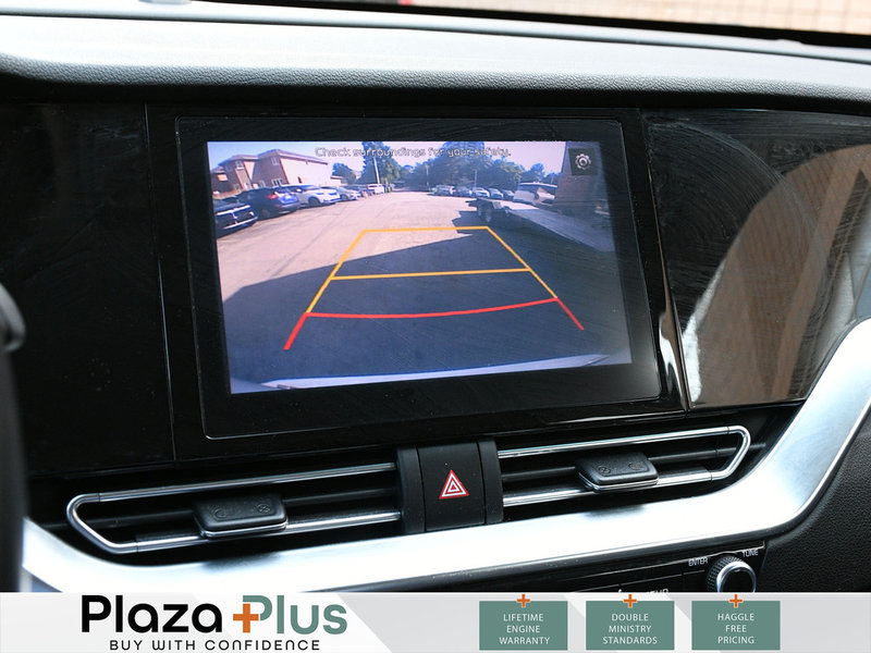 2022 Kia NIRO SX Touring Certified | Apple Carplay | Android Auto | Power Side Mirrors | Backup Cam