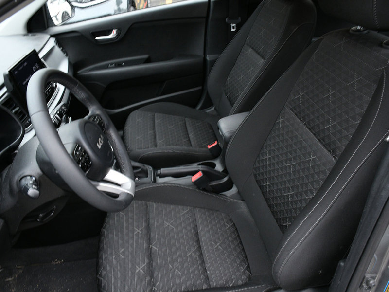 2023 Kia Rio 5-door LX+ Certified| Low Mileage| | Apple Carplay | Android Auto | Backup Camera