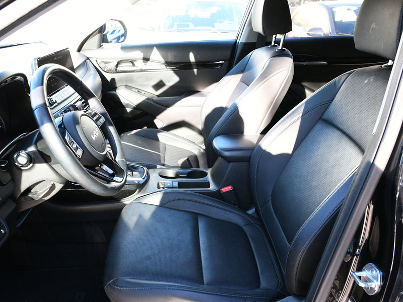 2022 Kia Seltos EX Premium Certified | NAVI | Pano Roof | Backup Camera | Heated Front Seats