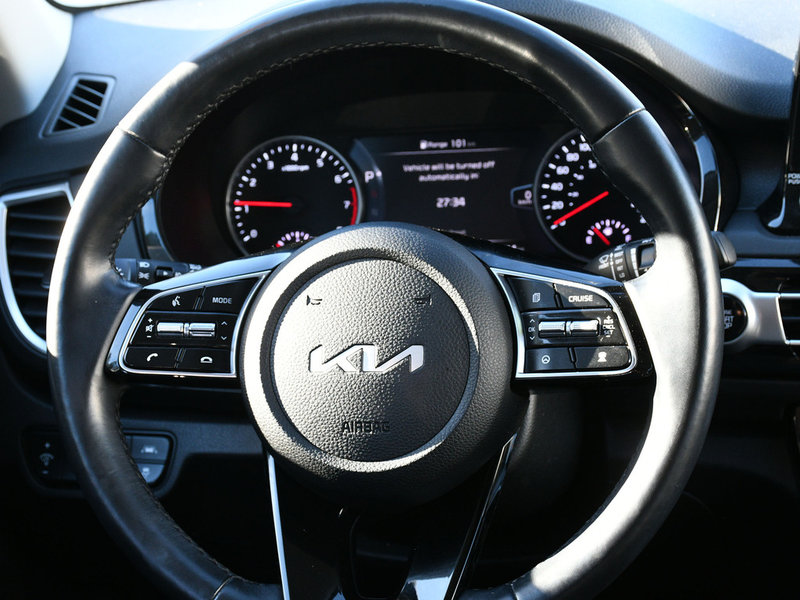 2022 Kia Seltos EX Premium Certified | NAVI | Pano Roof | Backup Camera | Heated Front Seats