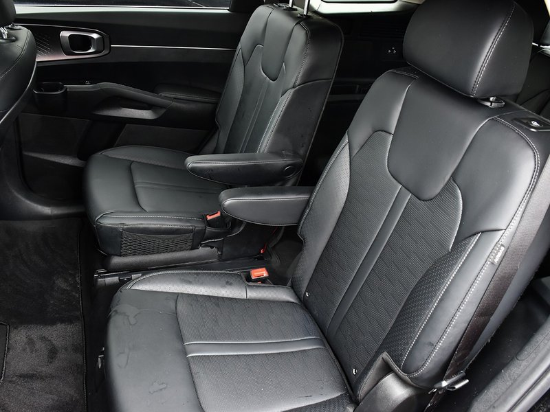 2025 Kia Sorento Plug-In Hybrid EX