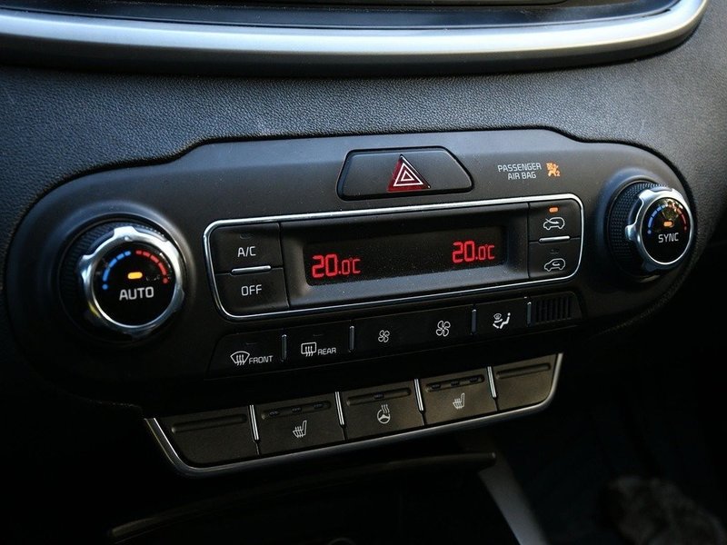 2020 Kia Sorento LX Certified | Backup Camera | Heated Front Seats | Power Mirrors | Bluetooth