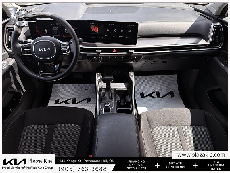 2025 Kia Sorento LX