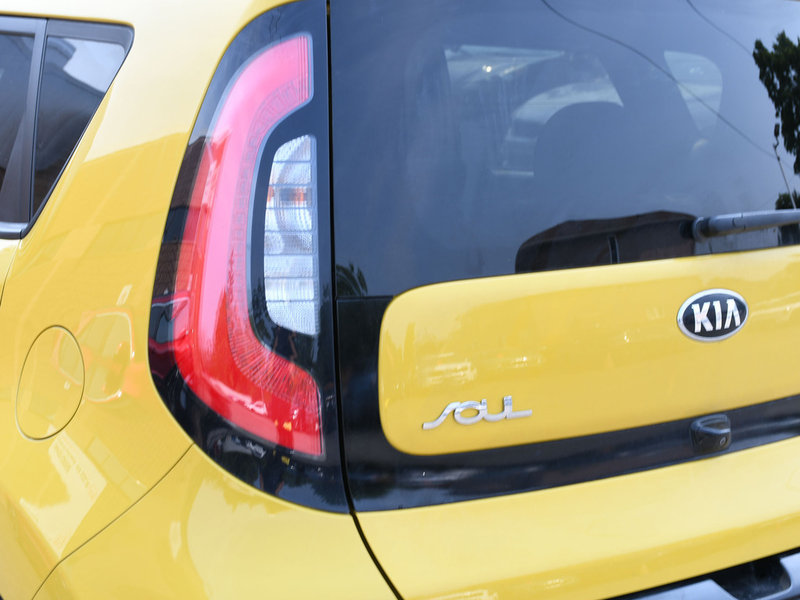 2015 Kia Soul SX Certified | Backup Camera | Bluetooth | Low Mileage