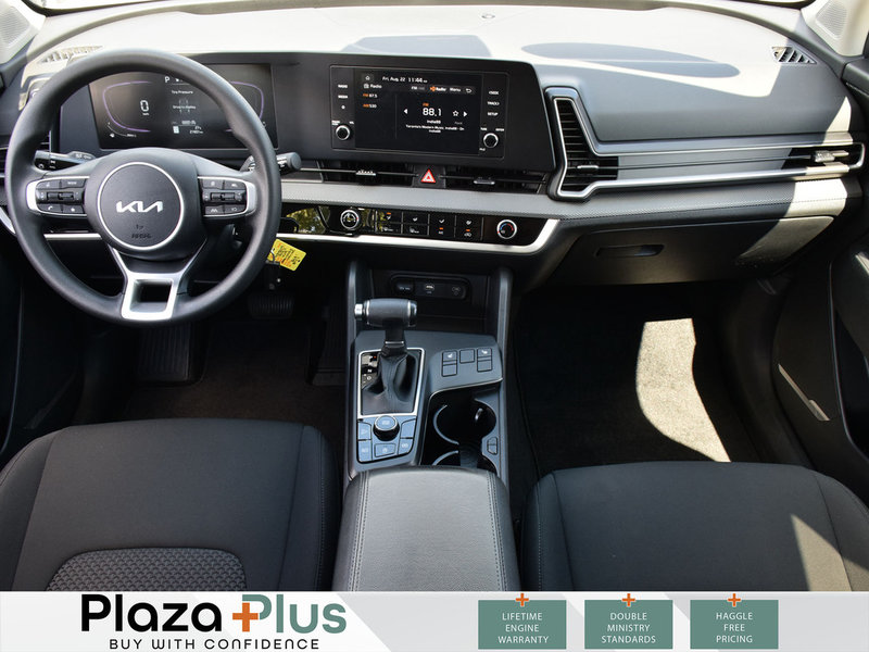 2023 Kia Sportage LX Certified | Low Mileage | Apple Carplay | Android Auto | Backup Camera