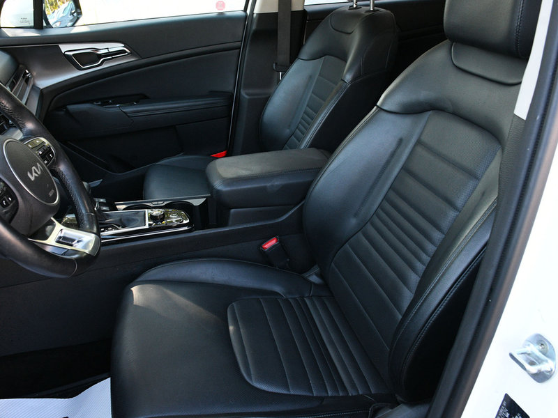 2023 Kia Sportage EX CPO | NAVI | Low Mileage | Pano Roof | Blind Spot Monitor | Backup Cam