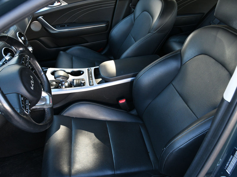 2022 Kia Stinger GT Limited Certified | Low Mileage | Fully Loaded | NAVI | Bucket Seats | Moonroof