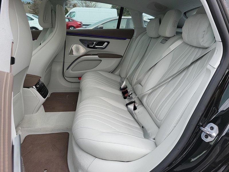 2022 Mercedes-Benz EQS 580 Edition 1