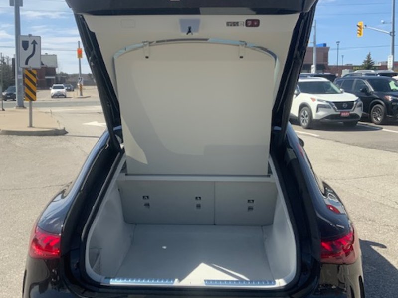 2022 Mercedes-Benz EQS 580 Edition 1