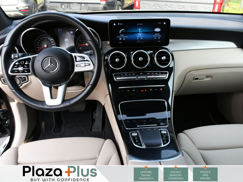 2022 Mercedes-Benz GLC 300 Certified | Pano Roof | Apple Carplay |