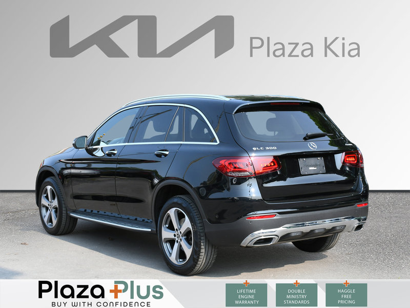 2022 Mercedes-Benz GLC 300 Certified | Pano Roof | Apple Carplay |