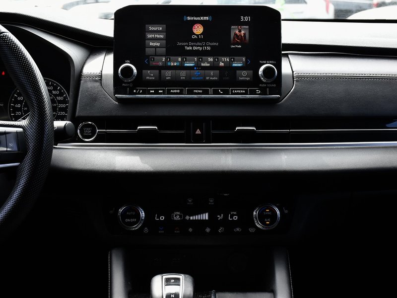 2023 Mitsubishi Outlander LE