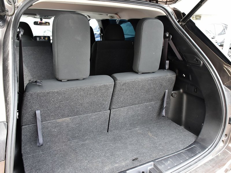 2023 Mitsubishi Outlander LE