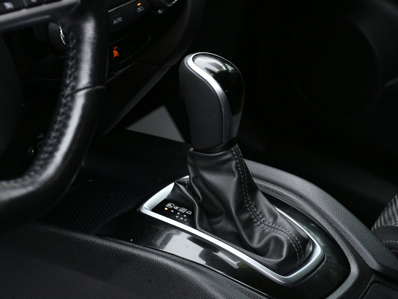 2020 Nissan Qashqai SV CLEAN CARFAX| ONE OWNER| ONTARIO VEHICLE | INTELLIGENT EMERGENCY BRAKING | FORWARD COLLISION WARNING