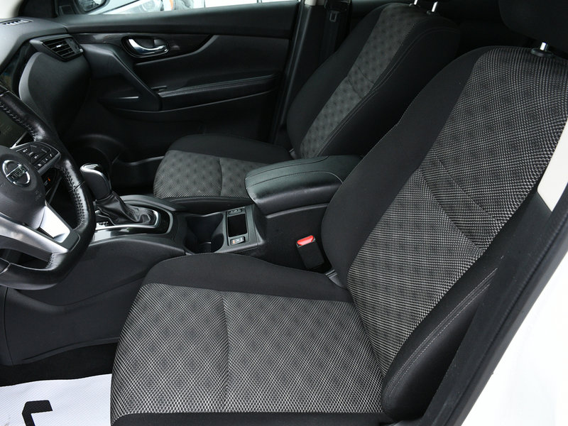 2020 Nissan Qashqai SV CLEAN CARFAX| ONE OWNER| ONTARIO VEHICLE | INTELLIGENT EMERGENCY BRAKING | FORWARD COLLISION WARNING