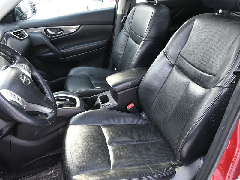 2015 Nissan Rogue SL Certified | Backup Camera | Heated/Power Mirrors | Moonroof