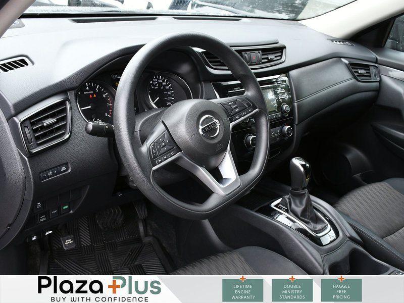 2017 Nissan Rogue  Certified | Clean Carfax Report | Backup Camera | Bluetooth