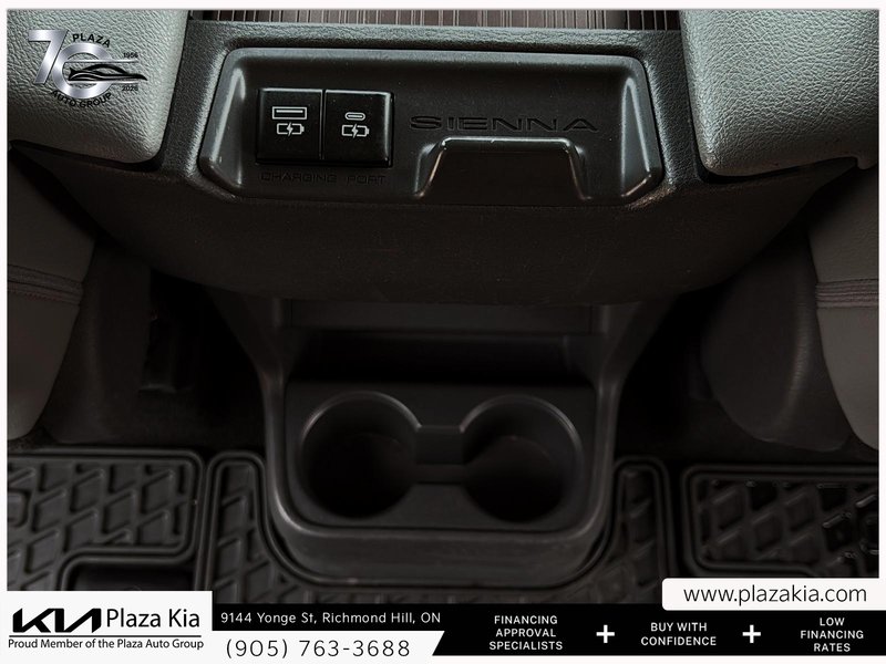 2021 Toyota Sienna XLE