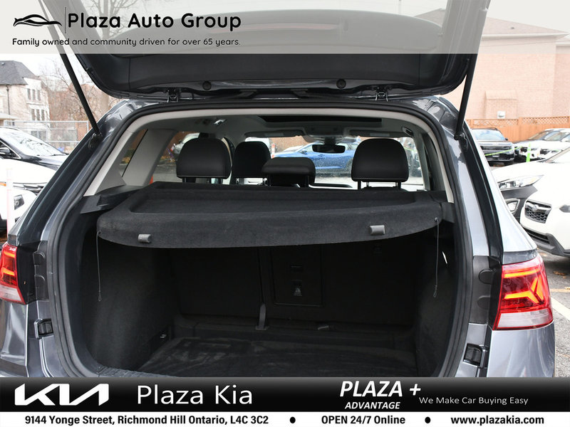 2024 Volkswagen Taos Comfortline Pano Roof|Carplay|Blind Spot Assist|Low Kms|