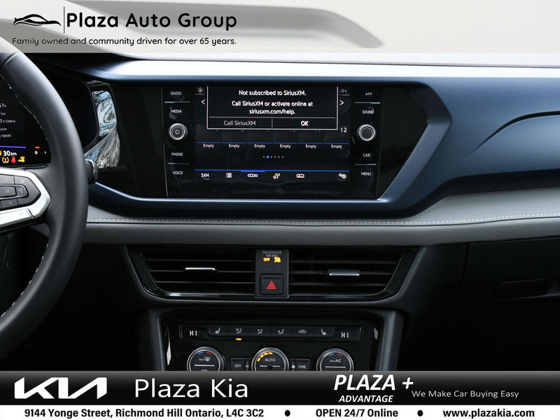 2024 Volkswagen Taos Comfortline Pano Roof|Carplay|Blind Spot Assist|Low Kms|