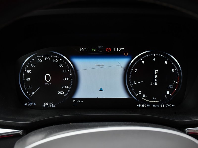 2019 Volvo XC60 R-Design