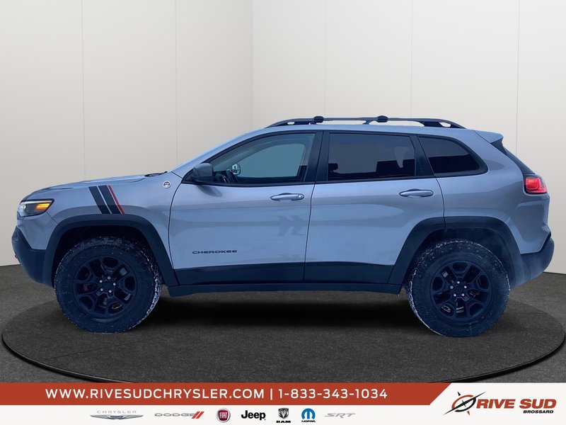 Jeep Cherokee Trailhawk V6 HITCH 2020