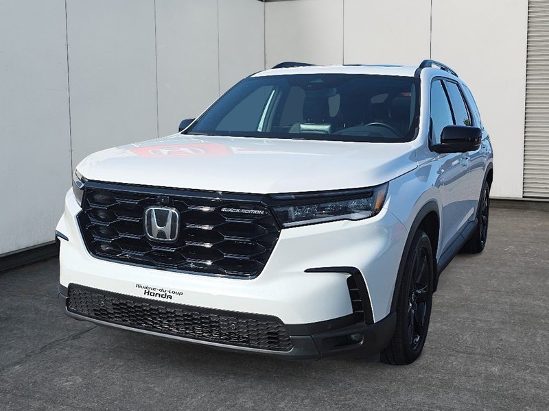 Honda Pilot Black Edition 2023 à Rivière-du-Loup, Québec - 1 - w320h240px