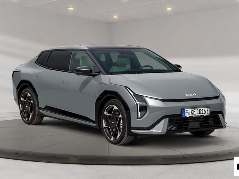 2026 Kia EV4 GT-Line *EV Range of 488 km*