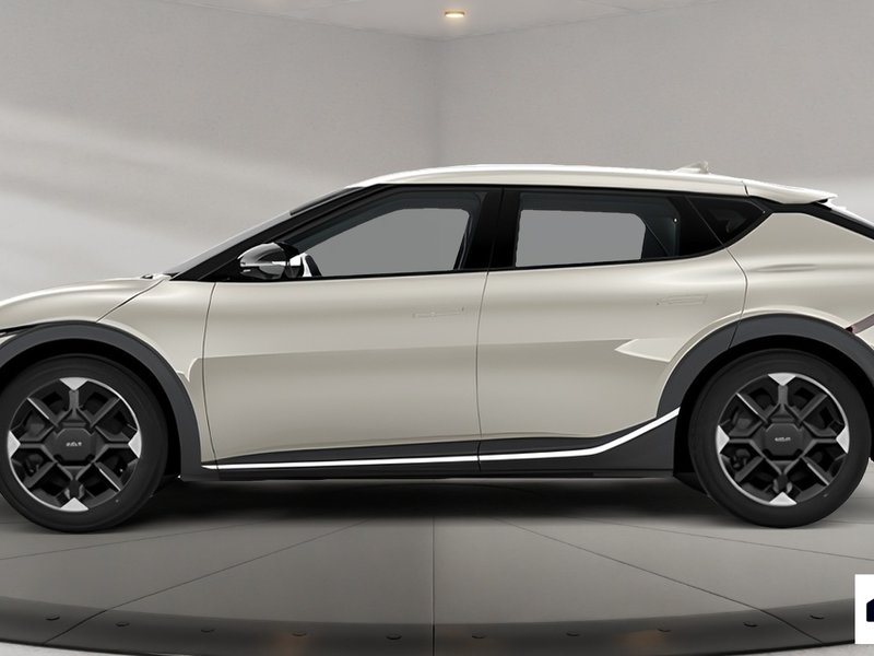 2025 Kia EV6 Land AWD w/ Premium Pkg *455 KM Range*