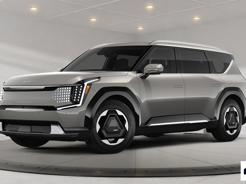 2026 Kia EV9 Land AWD w/ Premium Package **INCOMING UNIT** 455 KM EV Range