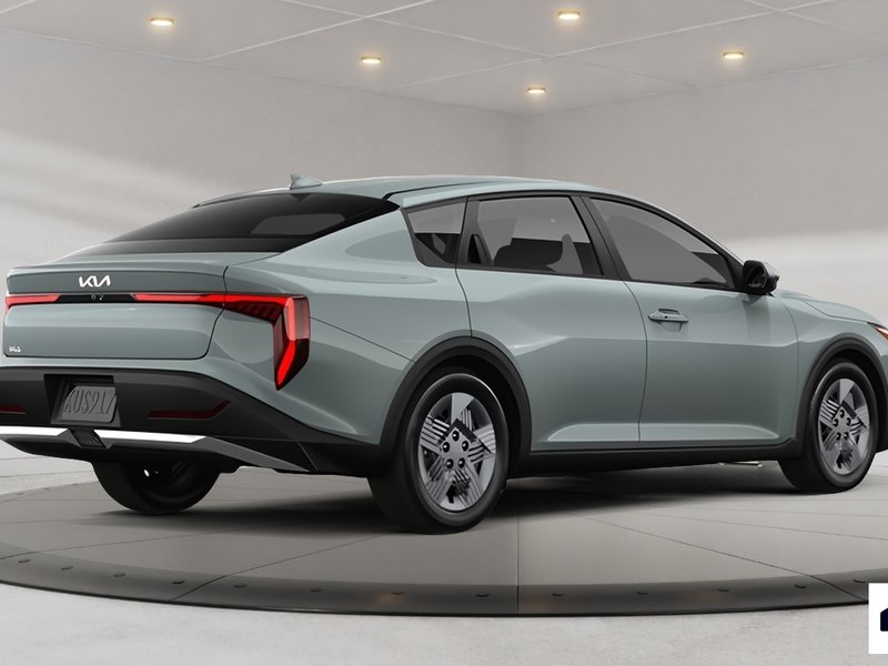 2026 Kia K4 LX