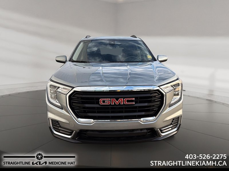 2024 GMC Terrain SLE AWD Confidence, practical features, equipped for comfort