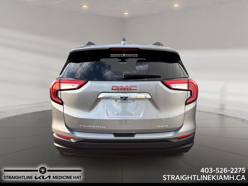 2024 GMC Terrain SLE AWD Confidence, practical features, equipped for comfort