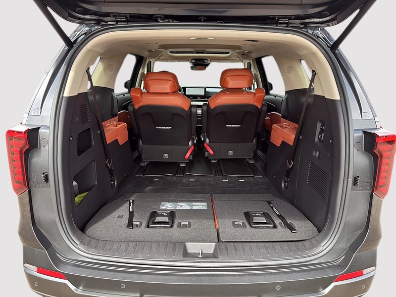 2026 Kia Carnival HEV SX+ Hybrid Luxury, Premium Family Comfort, Refined, Drive with confidence