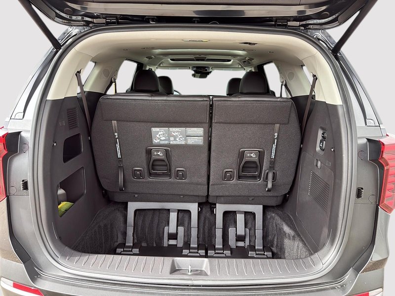 2026 Kia Carnival SX premium features, reliable, spacious cargo, 3rd row seater