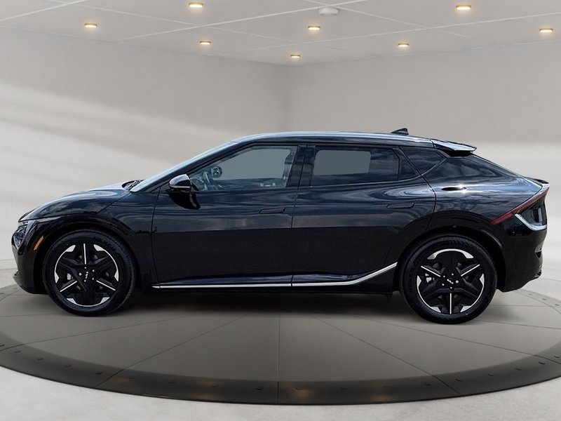 2025 Kia EV6 Wind RWD Modern Electric SUV with Smart Comfort & Everyday Range Confidence, Fast charging, sleek design