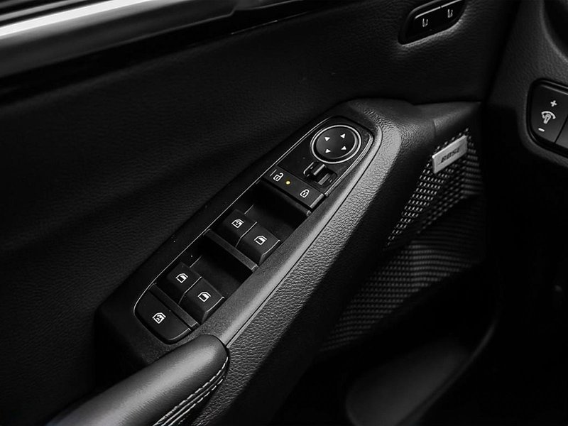 2025 Kia Seltos X-LINE Rugged Style, Premium Comfort, Advanced Safety