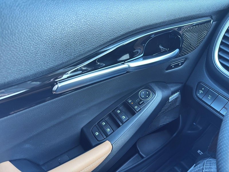 2026 Kia Seltos SX premium features, advanced safety, confident AWD