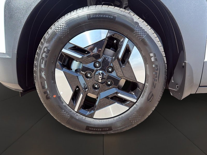 2027 Kia Seltos LX FWD cruise control, fully redesigned, advanced safety features