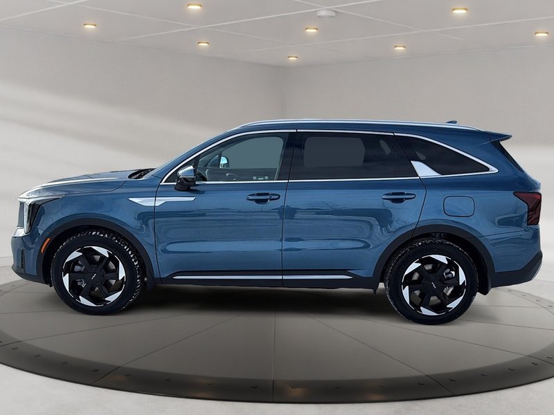 2026 Kia Sorento PHEV LX AWD All-Wheel Drive. Plug-In Hybrid. 55KM EV Freedom- With Room for 6!