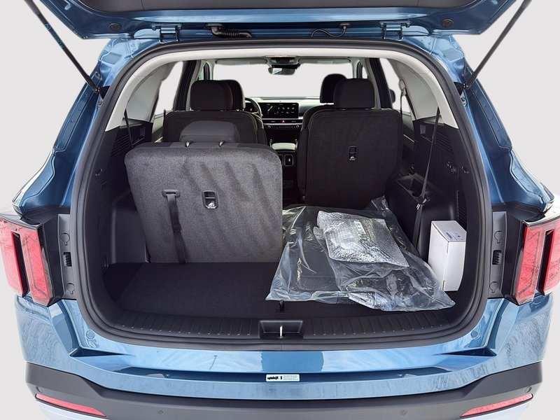 2026 Kia Sorento PHEV LX AWD All-Wheel Drive. Plug-In Hybrid. 55KM EV Freedom- With Room for 6!