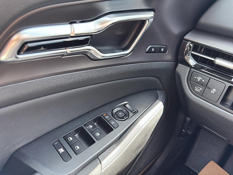 2026 Kia Sportage EX Premium Upscale Design, Advanced Comfort, Confident AWD Performance