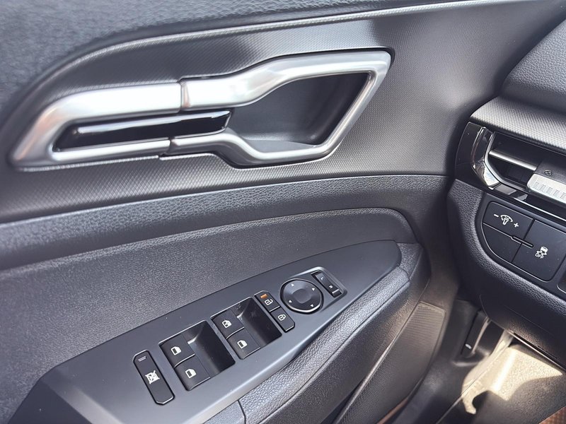 2026 Kia Sportage LX All-Wheel Drive, Advanced Safety & Bold Style