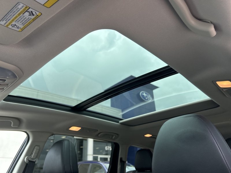 2022 Subaru ASCENT LIMITED NEW TIRES & BRAKES | ONE OWNER | LEASE RETURN | 8-PASSENGER | LEATHER | SUNROOF | GPS | POWER TRUNK