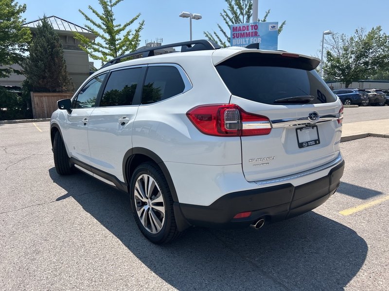 2022 Subaru ASCENT LIMITED WITH CAPTAIN’S CHAIRS 7 SEATER | NEW TIRES | ONE OWNER | FULL SERVICE HISTORY | NO ACCIDENTS | AWD