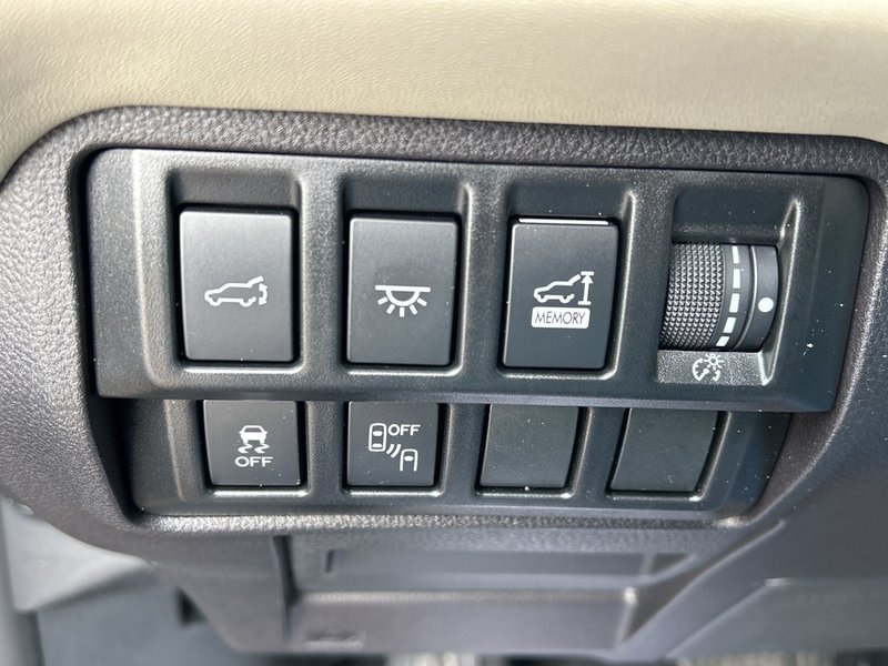 2022 Subaru ASCENT LIMITED 8 SEATER | ONE OWNER | CLEAN CARFAX | DEALER MAINTAINED | EYESIGHT | CARPLAY | AWD | X-MODE