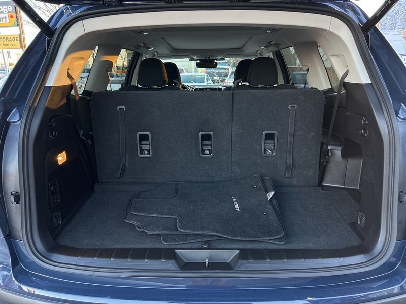 2024 Subaru ASCENT TOURING RARE FIND | 7 SEATER | ONE OWNER | EYESIGHT TECH | AWD