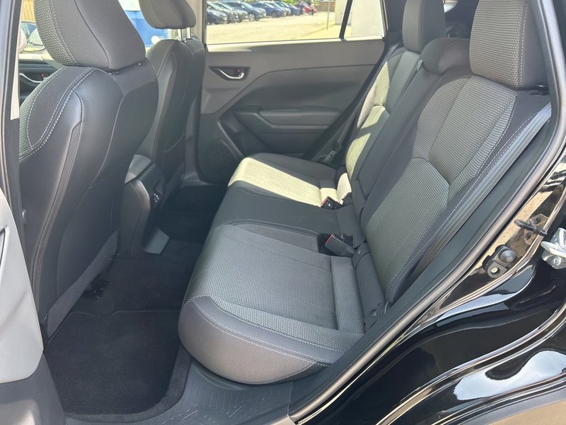 2024 Subaru Crosstrek TOURING ONE OWNER | CLEAN CARFAX | 11.6 TOUCH SCREEN | AUTO | AIR | APPLE CARPLAY