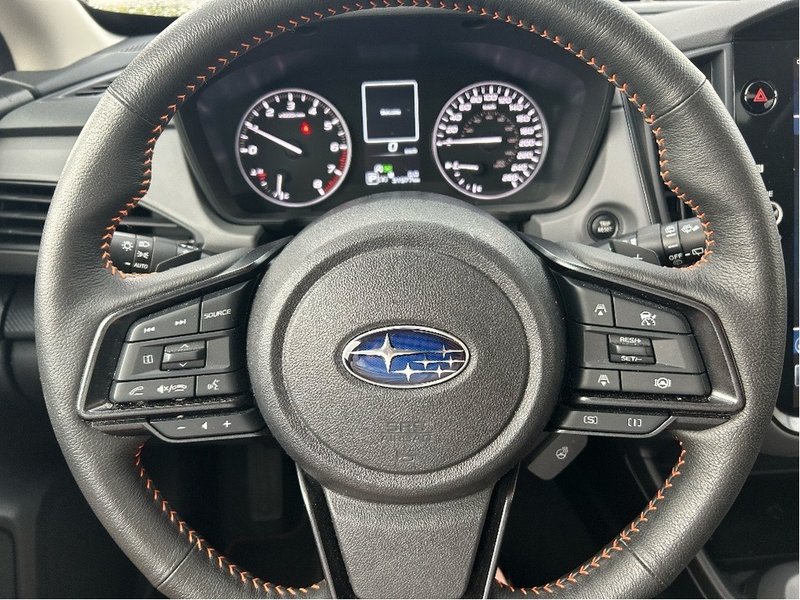 2024 Subaru Crosstrek LIMITED LEATHER SEATS | ONE OWNER | FULLY DEALER SERVICED | HARMAN KARDON 10 SPEAKERS AUDIO | 18