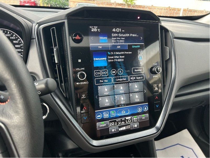 2024 Subaru Crosstrek LIMITED LEATHER SEATS | ONE OWNER | FULLY DEALER SERVICED | HARMAN KARDON 10 SPEAKERS AUDIO | 18
